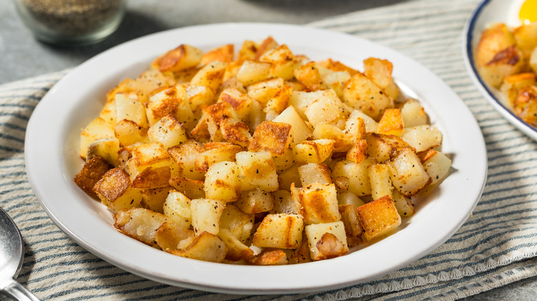A plate of home fries