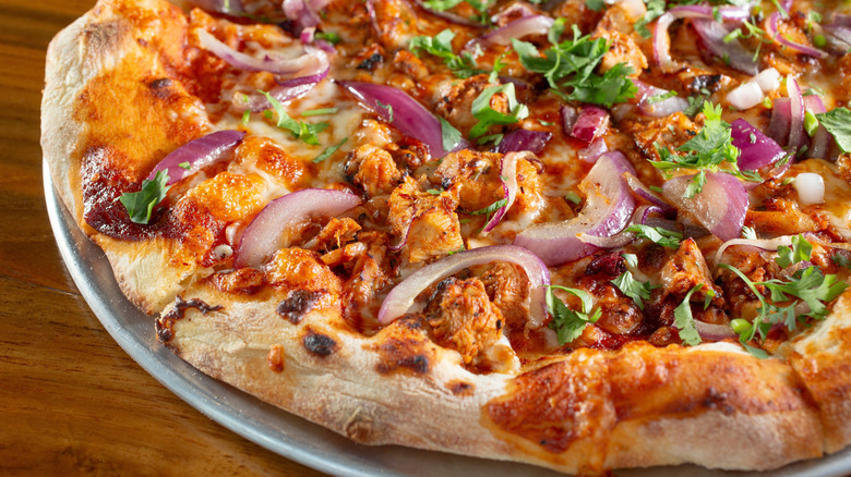 BBQ chicken pizza