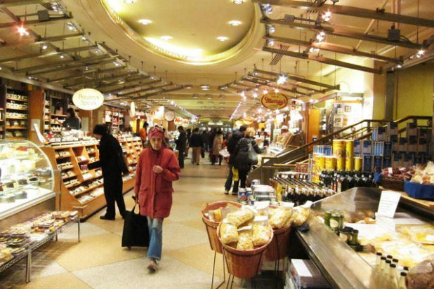 NEW YORK: Grand Central Station Food Court