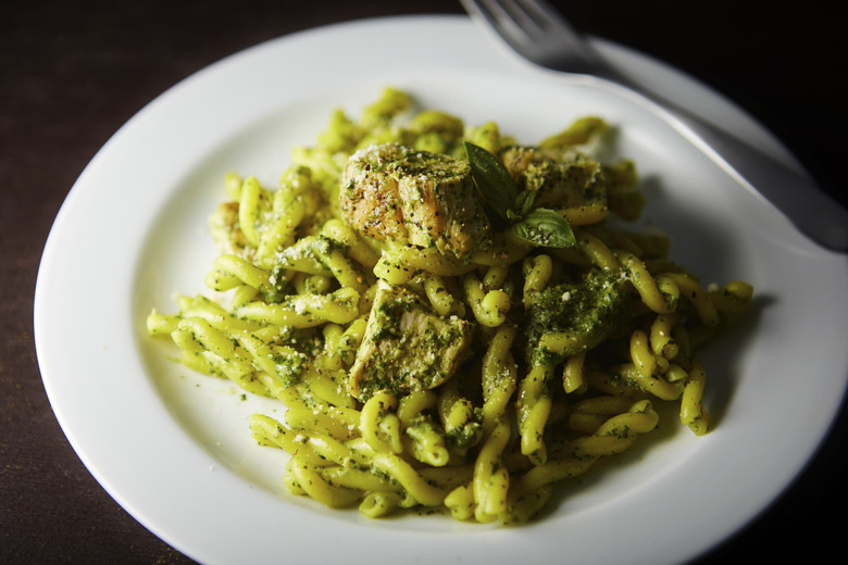 Arugula-Basil-Ricotta Pesto Pasta 