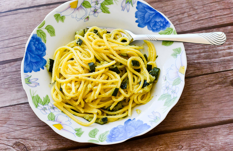 Spaghetti With Zucchini and Pecorino Romano 