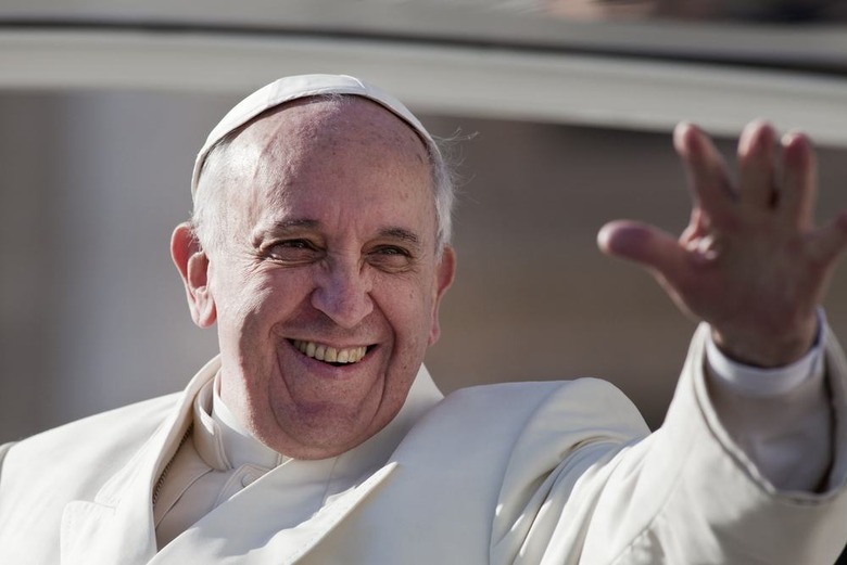 Philadelphia Residents Get Ready For A Visit From Pope Francis With