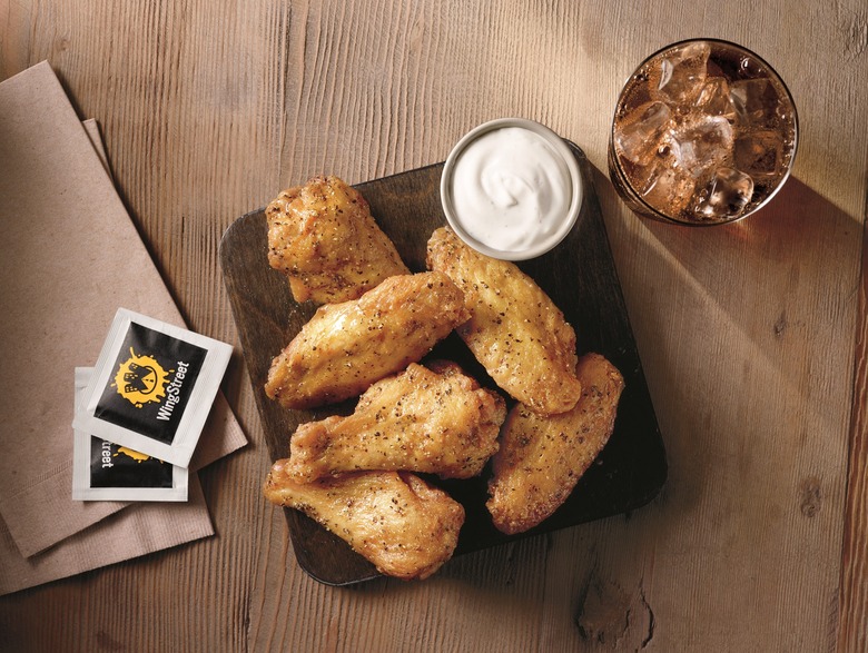 pizza hut chicken antibiotics