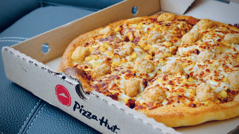 PIzza Hut pizza in car