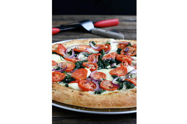 White Pizza with Spinach and Tomatoes