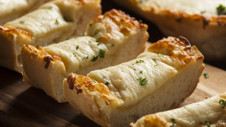 cheesy garlic bread