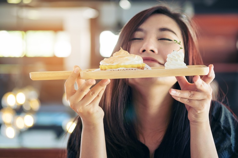 Plug Your Nose Smell Could Make You Gain Weight