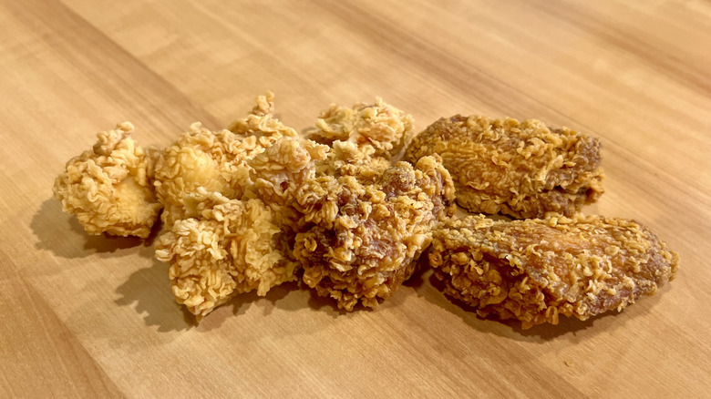 Popeyes' Boneless and Bone-In Wings