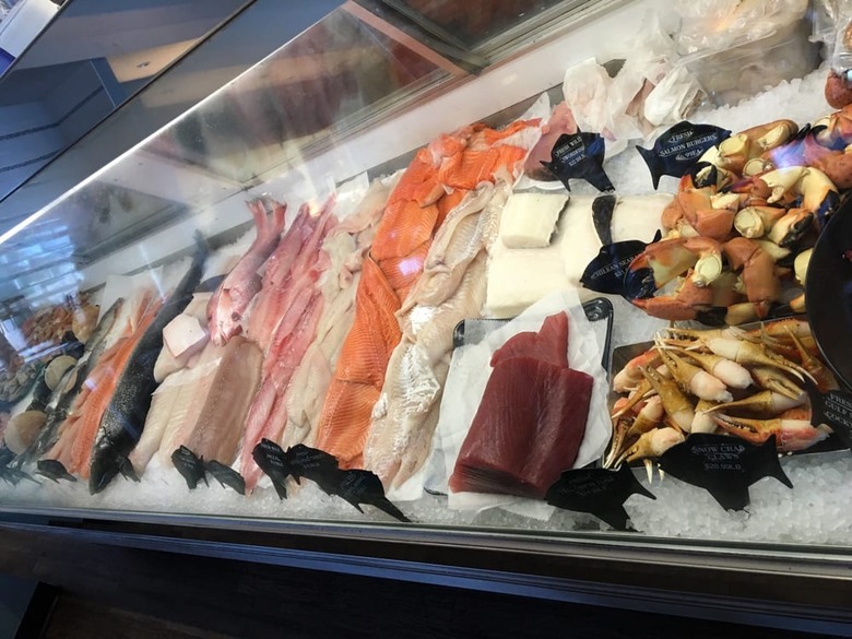 Sea Breeze Fish Market and Grill