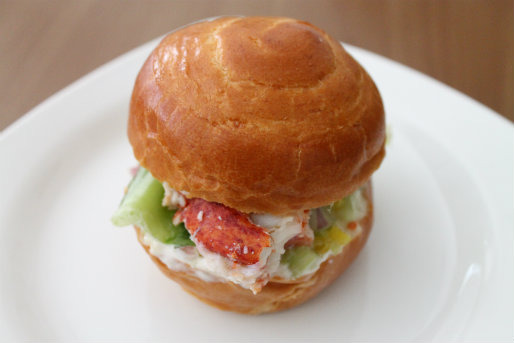 Pret A Manger Introduces Summer Lobster Roll-Out