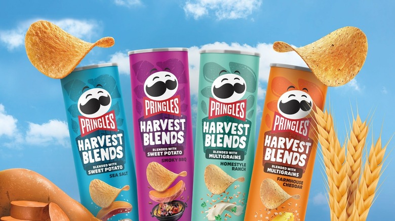 containers of Pringles Harvest Blends