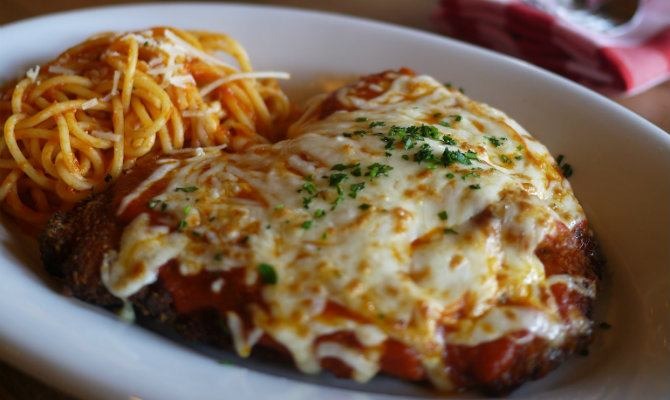 Prison Cook Sentenced to More Jail Time After Fighting Inmate Who Criticized His Chicken Parmigiana