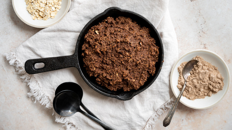 chocolate baked oats in pan 