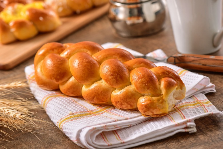 How to make challah bread recipe