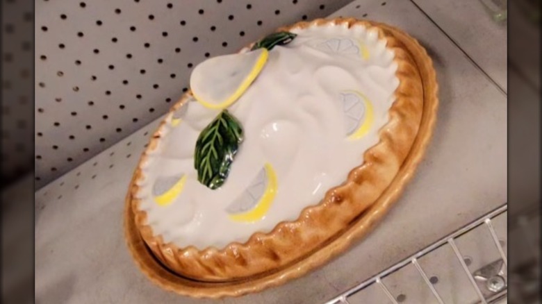 Lemon meringue vintage pie keeper