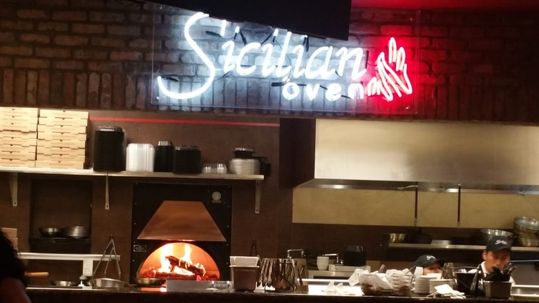 Review: A Square Deal at Sicilian Oven