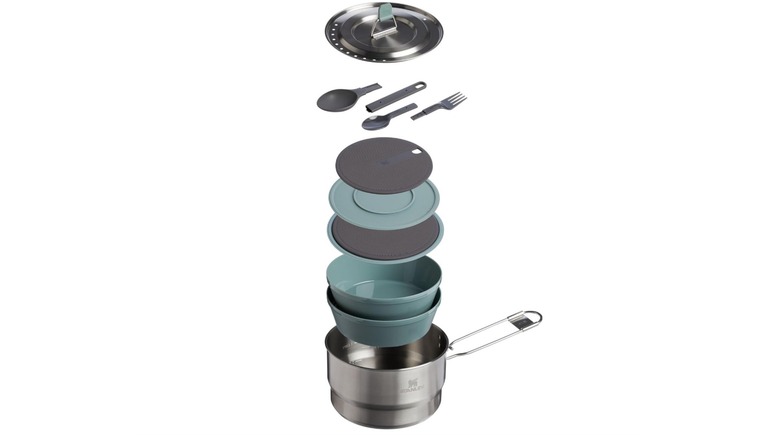 Stanley wildfare go 14-piece camp cookware set