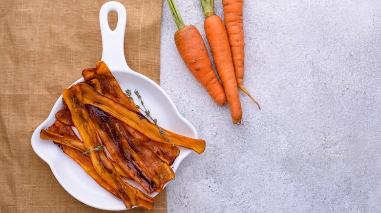 Bacon strips and carrot