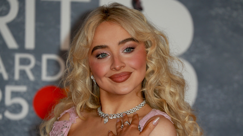 Close up of Sabrina Carpenter