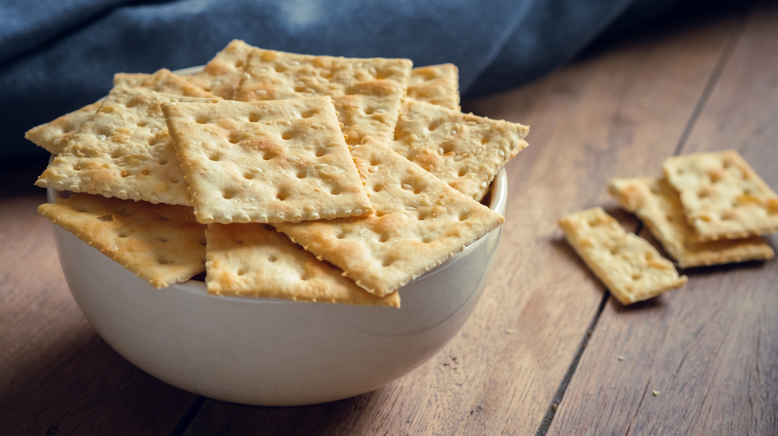 Saltines Are The Unexpected Solution To Runny Sauces