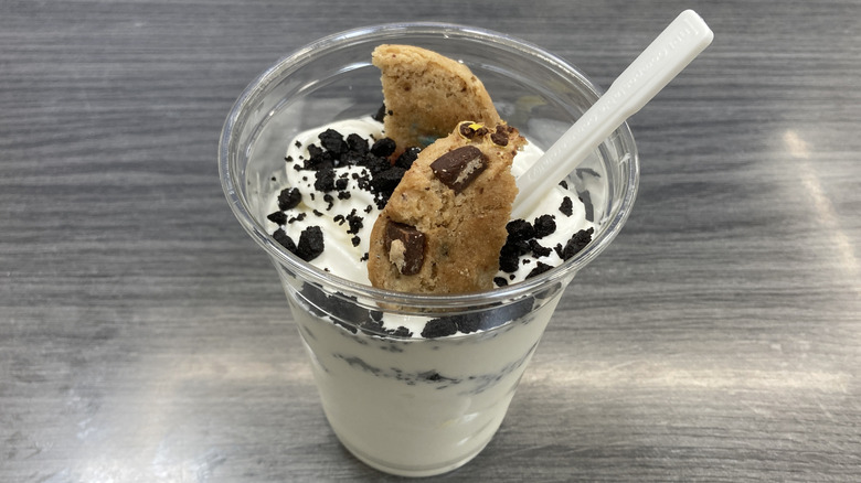 Jingle Cookie Crunch sundae with spoon