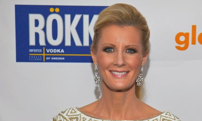 Sandra Lee Hospitalized for Possible Surgery-Related Infection 