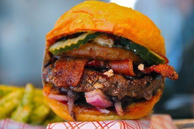 Gott&apos;s Western Bacon Blue Ring Burger
