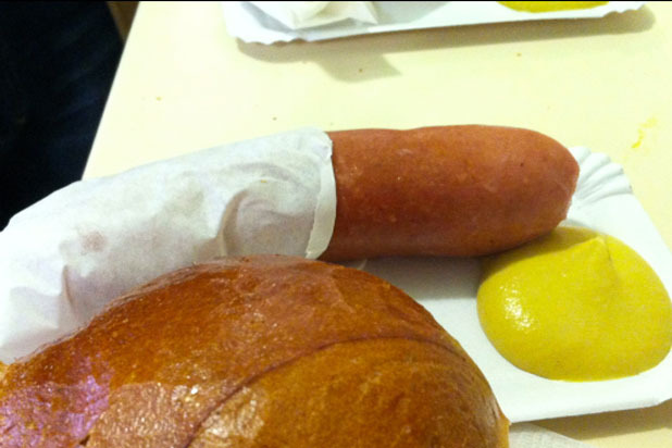 Sandwich of the Week: Beef Frankfurter at Metzgerei Schreiber, Frankfurt