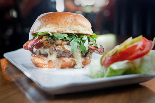 Sandwich of the Week: 25 Degrees' Number One Burger
