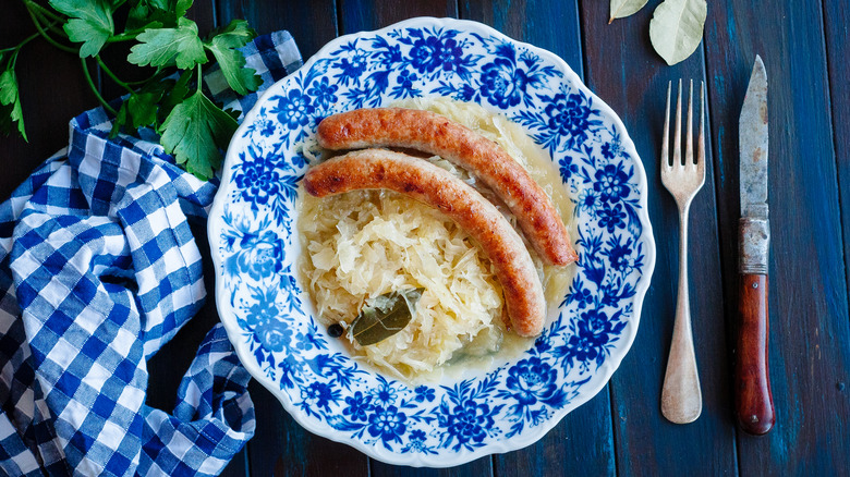 sauerkraut and bratwurst