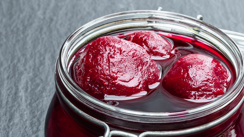 Canned beetroots in water