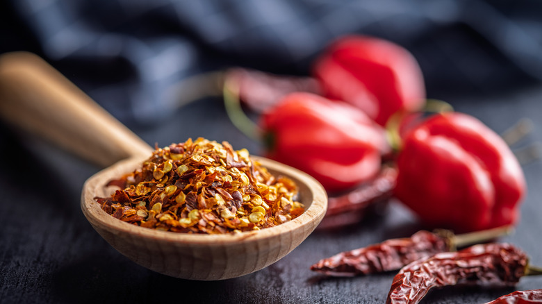 Chili flakes and peppers