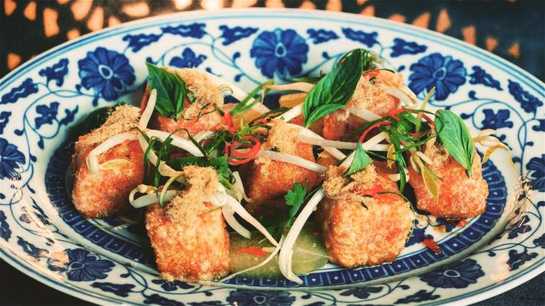 Deep-fried watermelon salad 