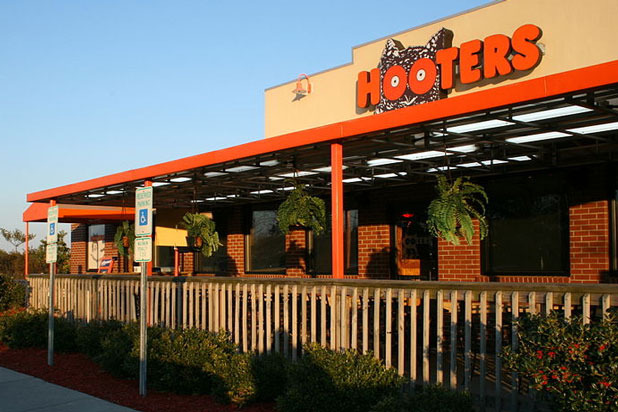 Hooters
