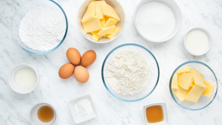 sheet pan vanilla cake ingredients 