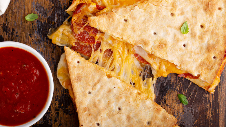 pizza  with marinara sauce