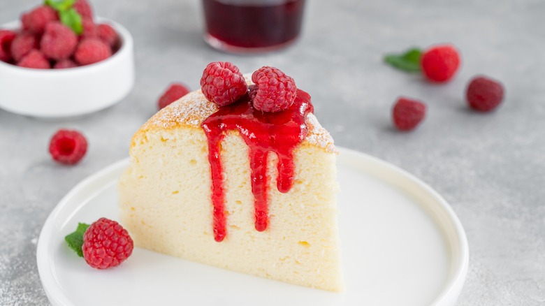 Cake with raspberry liqueur garnish