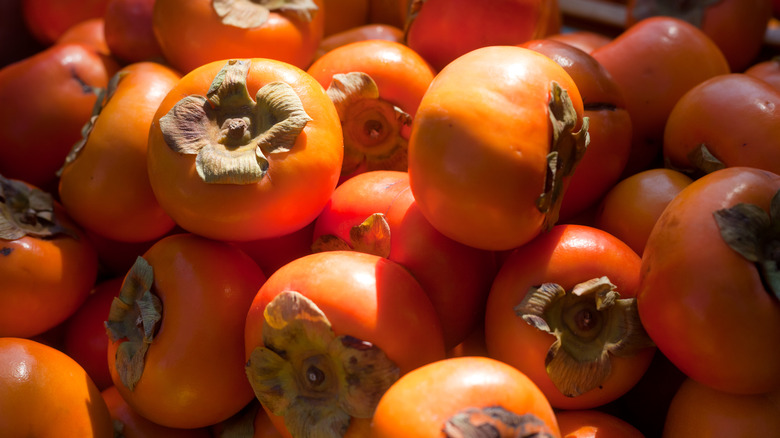 Image of persimmons