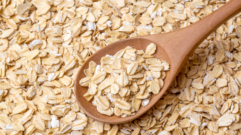 Heap of dry rolled oats