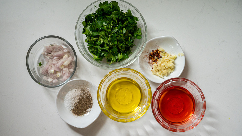 simple chimichurri ingredients 