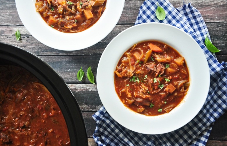 Slow-Cooker Shanghai-Style Beef Borscht