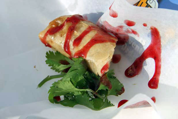 2 Jive Turkeys' Dyn-o-Mite Rolls