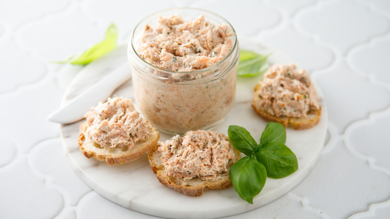 Smoked fish dip on crackers