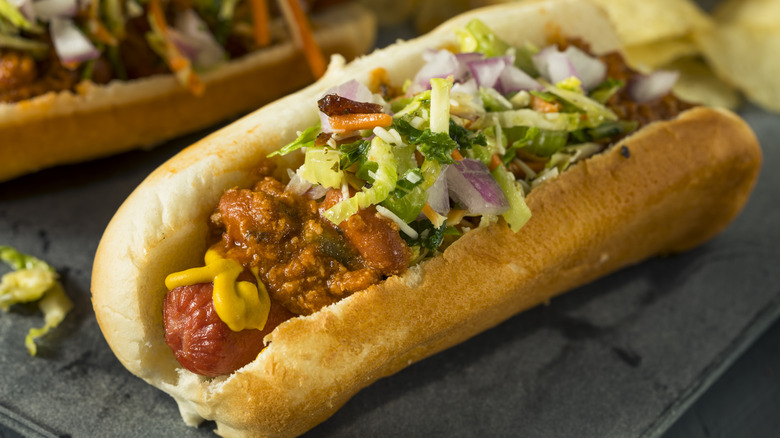 Slaw dog with chili