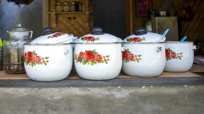 Vintage pots with lids