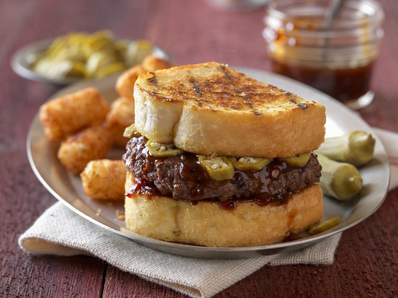 Barbecue Chipotle Burgers
