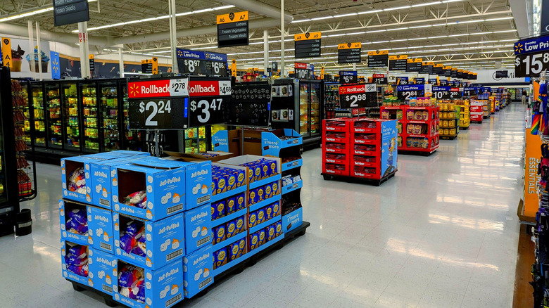 Central food aisle in Walmart store
