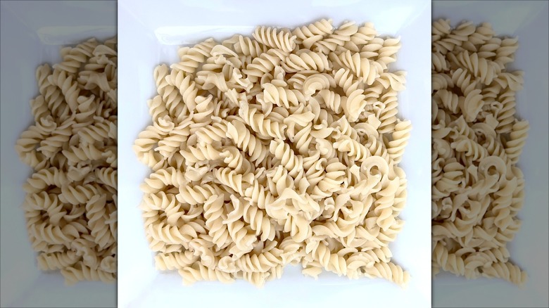 Plated gluten-free fusilli