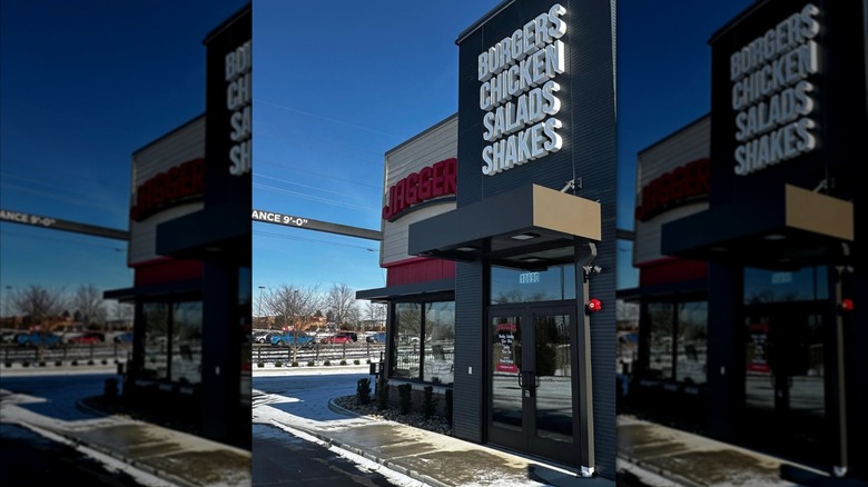 Snowy exterior of a Jaggers restaurant