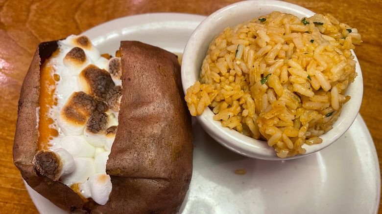 Examples of sides available at Texas Roadhouse